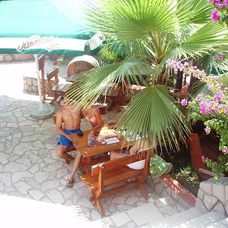 David Apartments And Rooms Dobra Voda Exterior foto